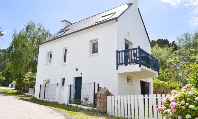 Crozon House | House with Panoramic Sea View - 200 m from the beach