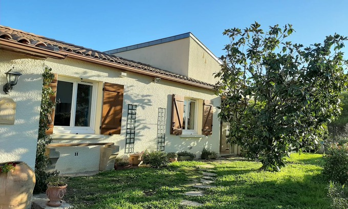 Aiguelongue House | House with pool and garden