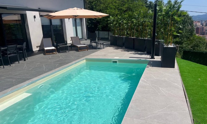 Uribarri House | House with pool and views of Bilbao EBI03470