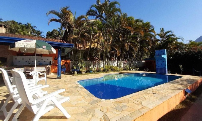 Balneario Mogiano House | House with pool in gated community