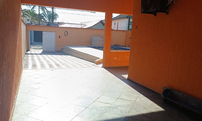 Peruibe House | House with pool right on the sand