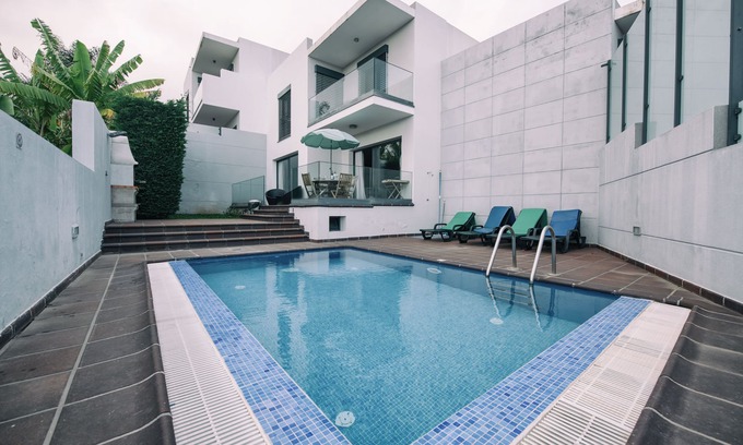 Sao Martinho House | House With Pool - Tourist Zone (Funchal)