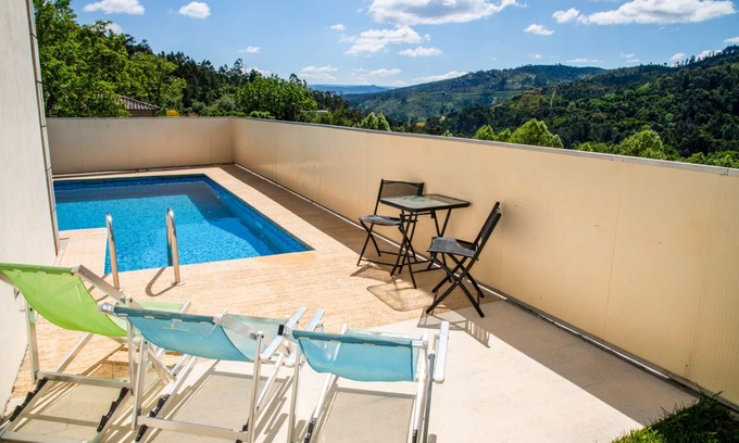 Petimao House | House with swimming pool and mountain view
