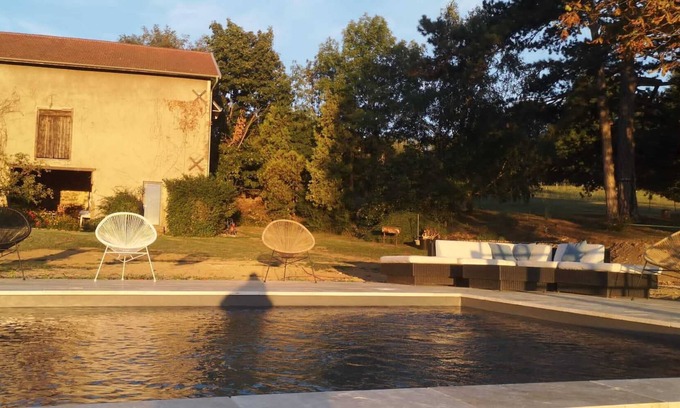 Vienne House | House with stunning views in the heart of nature