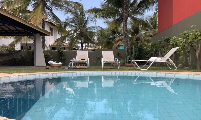 Itacimirim House | House with swimming pool, 5 bedrooms (4 suites) 40 meters from the beach.