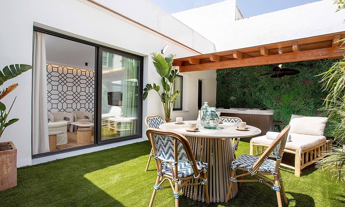Alfalfa House | House with Terrace and Jacuzzi. Casa Lagar III