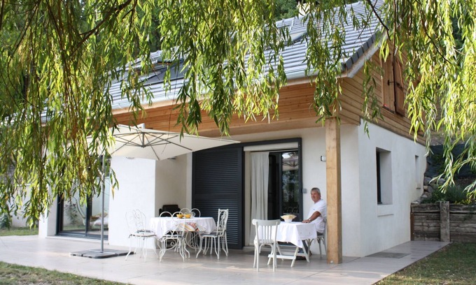 Chorges House | House with terrace and land.
