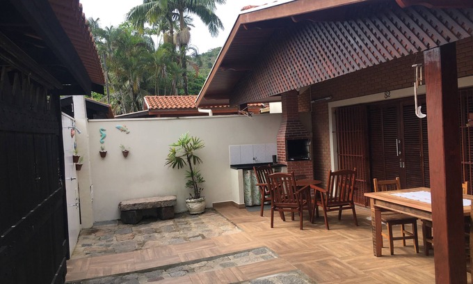 Toninhas House | HOUSE WITH THREE SUITES - CLOSE TO THE SEA - PERFECT FOR FAMILY From 6 to 12 people.