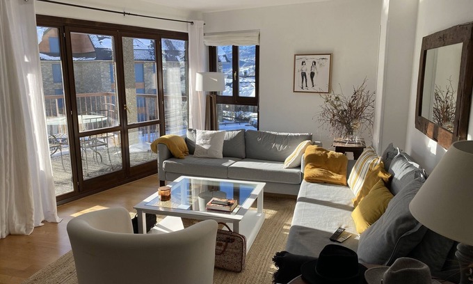Panticosa Apartment | House with views of Panticosa