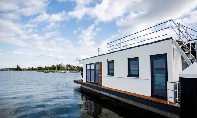 Ribnitz Boat Rental | Houseboat in Ribnitz Damgarten