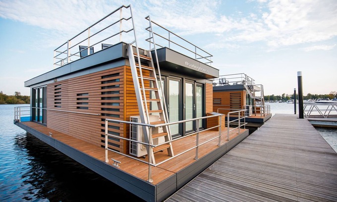 Leuken Boat Rental | Houseboat in Netherlands near Holiday Park
