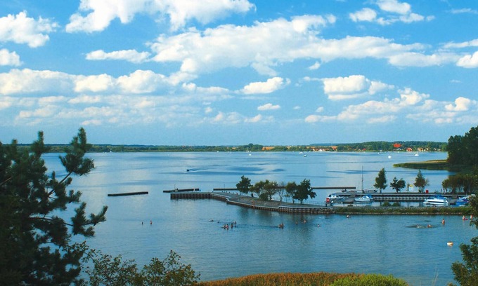 Demmin Boat Rental | Houseboat on the Peene, Demmin