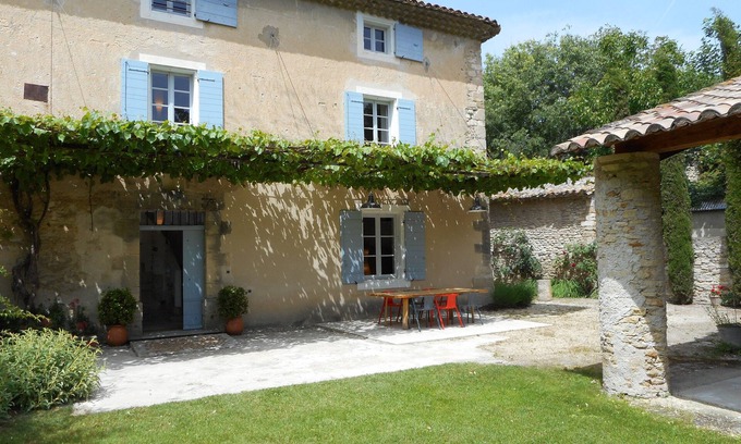 L'Isle-sur-la-Sorgue House | houses/villas - 4 rooms - 6 persons