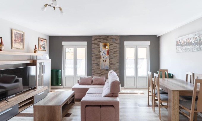 Old Town Apartment | Housing León- Barrio Húmedo (Plaza del Grano)