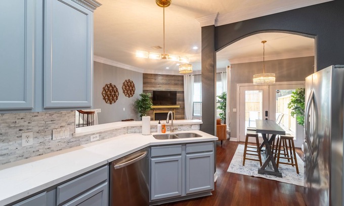 Washington Ave./ Memorial Park House | HOUSTON HEIGHTS GUEST HOUSE