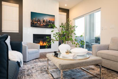 Washington Ave./ Memorial Park House | Houston Modern Luxury Walkable, Spacious, Elegant