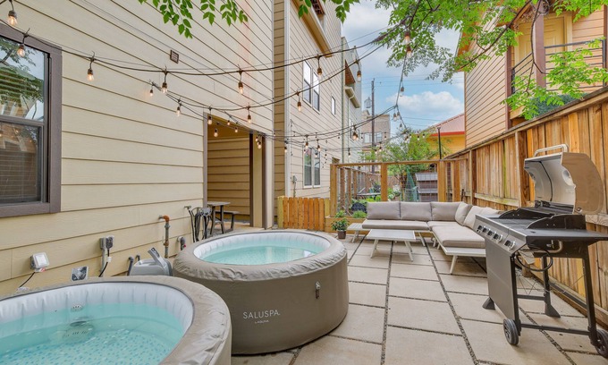 Washington Ave./ Memorial Park Apartment | Houston Vacation Rental ~ 1 Mi to Downtown!