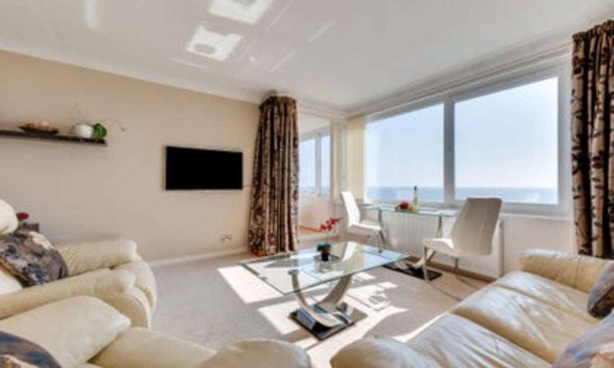Seafront Apartment | Hove Actually with spectacular sea views