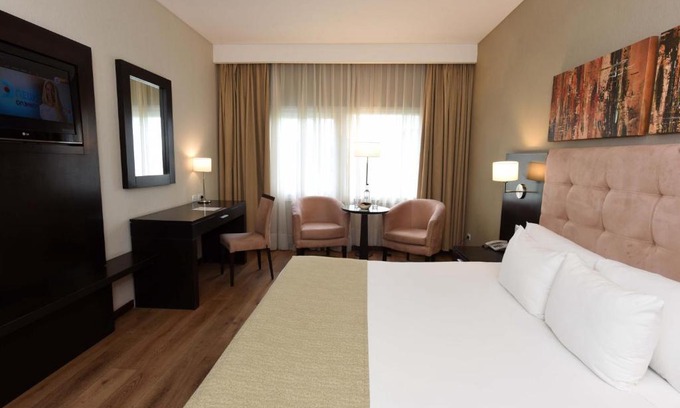 Tristan Suarez Hotel | Howard Johnson Resort & Convention Center Ezeiza