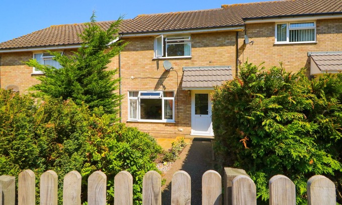 East Runton House | HOWARDS HILL WEST, family friendly, with a garden in Cromer