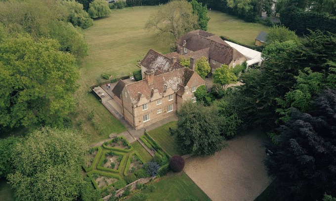 Stuppington Hotel | Howfield Manor Hotel