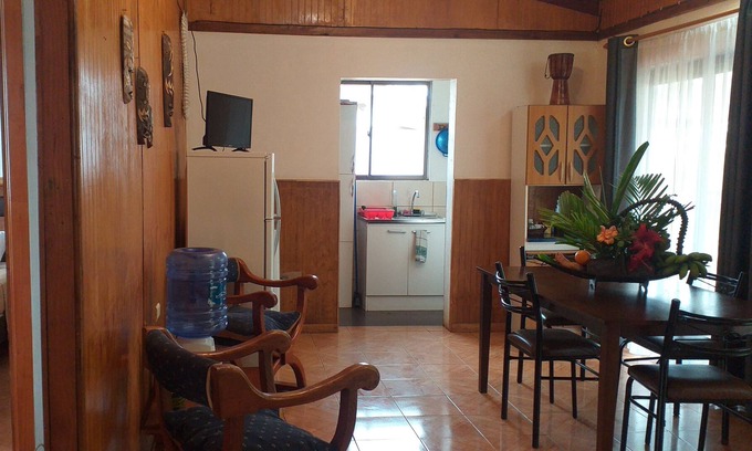 Hanga Roa House | hua'ai village cabins