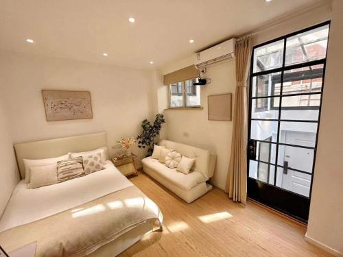 Jing'an Apartment | HuaYing
