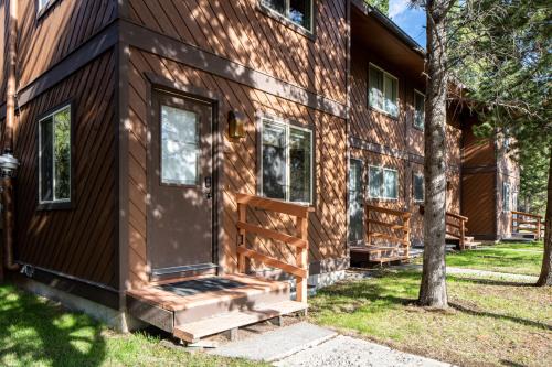 West Yellowstone House | Huckleberry House