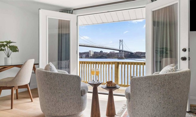 Poughkeepsie House | Hudson Escape W/Hot Tub + Bridge View