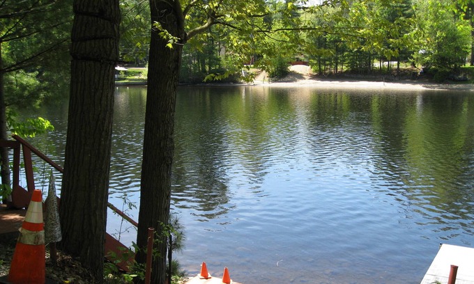 Lake Luzerne-Hadley Cottage | Hudson River Dream cottage 250 ft Waterfront Property
