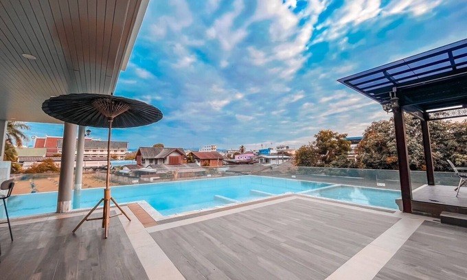 Nai Wiang Hotel | Huern Kan Thong Hotel