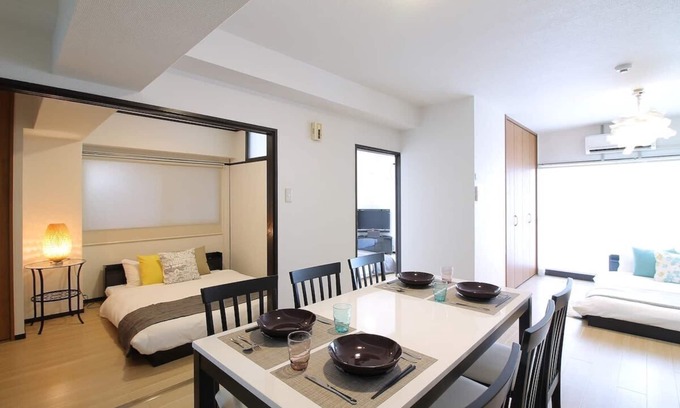 Hiroshima City Centre Apartment | Huge 2 bedroom Apt 4mins walk PeacePark 6ppl (601)