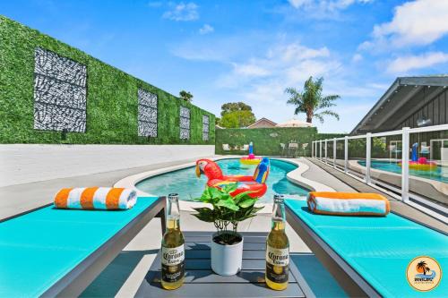 Del Cerro House | Huge 7BR Estate with Pool, Guest House and Game Room