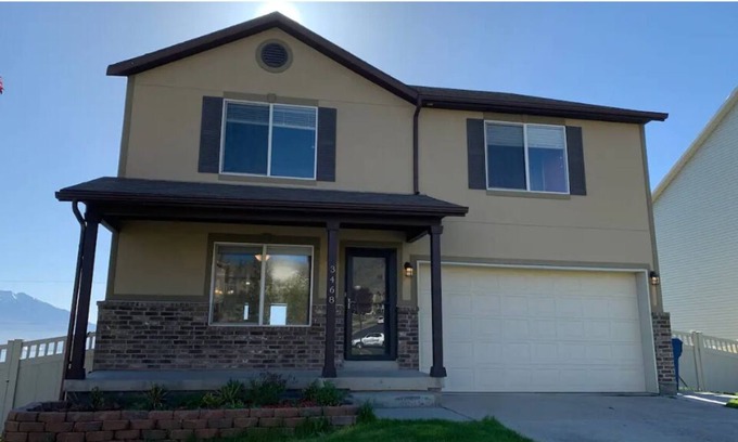 Saratoga Springs House | Huge Family-Reunion-Friendly Home Sleeps 18
