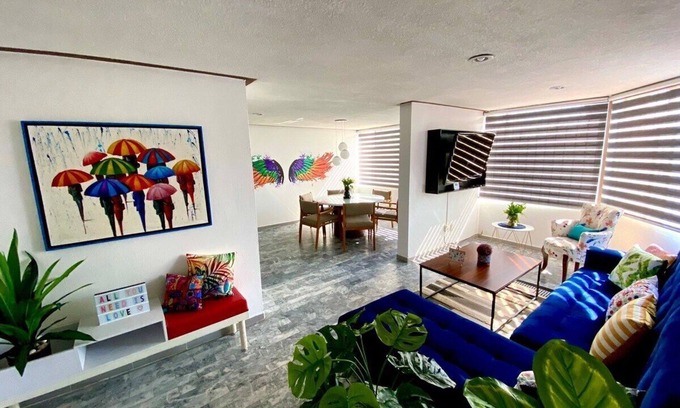 Zapopan Apartment | HUGE. FULL APARTMENT 100% REMODELED EXPO AREA