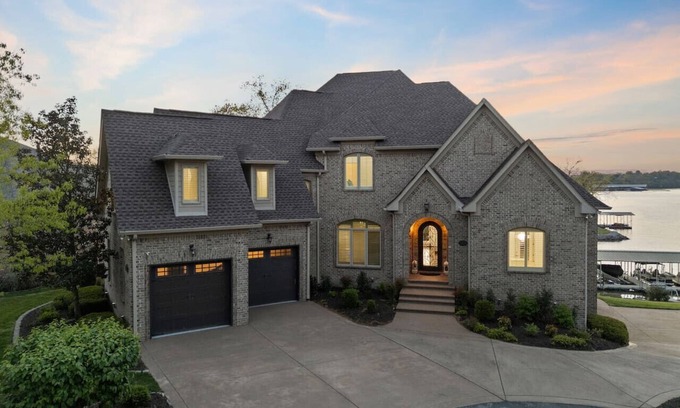 Old Hickory House | Huge Lake House 8000 SqFt with a 3 Car Garage and Private Boat Dock