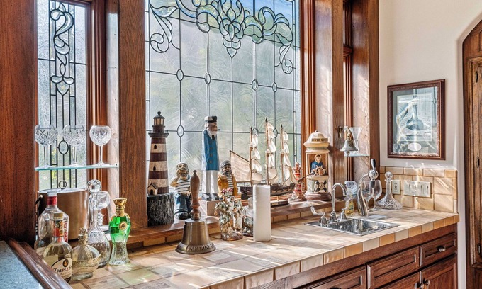 Laguna Niguel House | Huge luxury Mansion in serene San Juan Capistrano with pool and mountain view