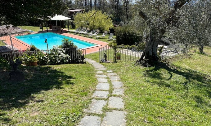 Capannori House | Huge Private Garden, AC in Bedrooms, Swimming Pool, Hot Tub and Wonderful Views