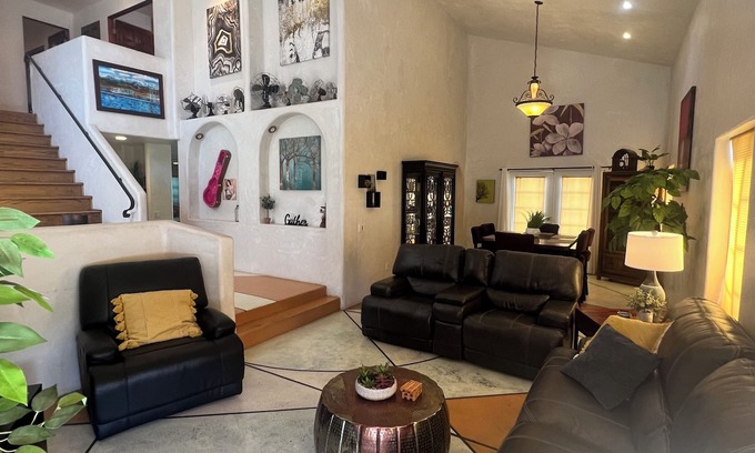 Alamosa House | Huge Upscale Alamosa Home with Hot Springs Admission Included for up to 10!