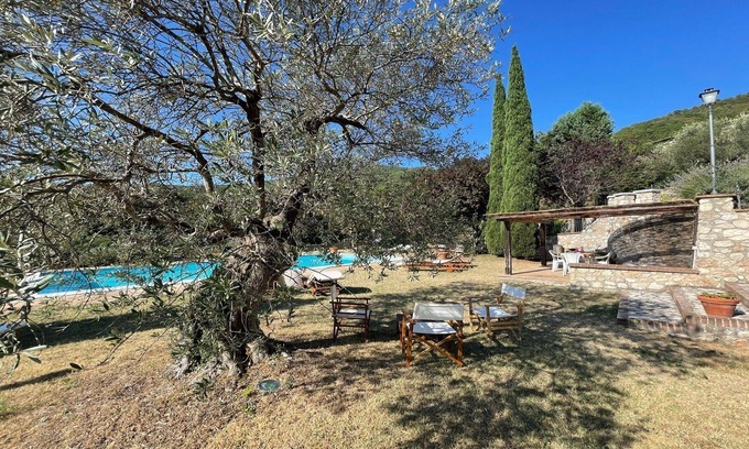 Baiano Villa | Huge villa with large exclusive pool + gardens/WIFI/sleeps 8