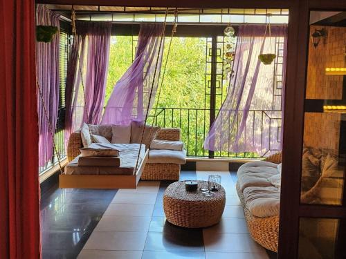 Costinesti Villa | Hugo's House