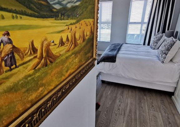 Malmesbury House | Huis van Brood Guesthouse