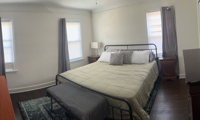 Detroit House | Humble home in the heart of Detroit. 15mins from downtown, 10 mins from Ferndale