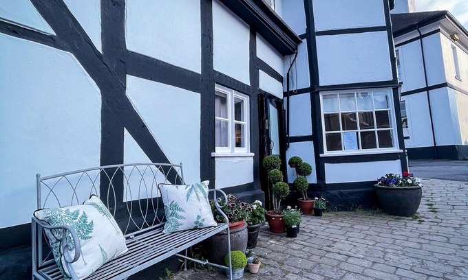 Much Wenlock Cottage | Humbug Cottage