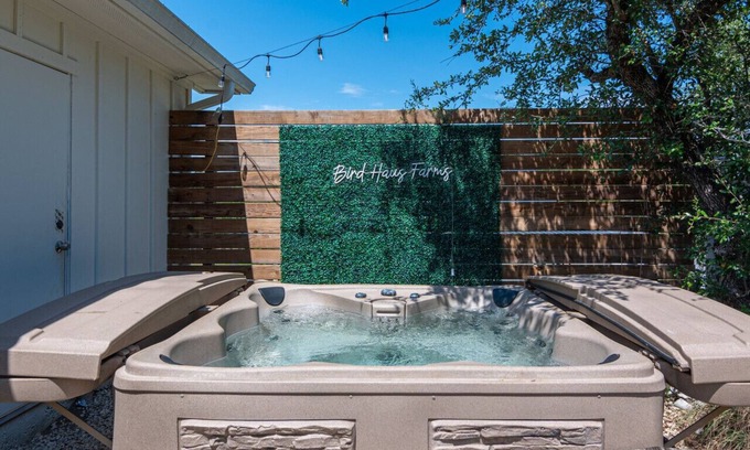 Spring Branch Other | Hummingbird Haus · ❤️ Hill country views on 20 acres with firepit