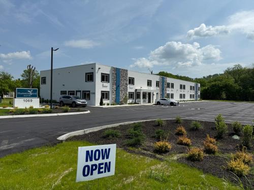 Millersville Hotel | Hummingbird Hotel