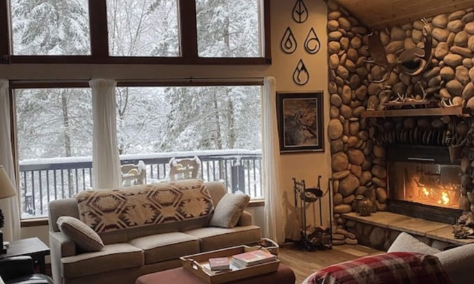 Winter Cabin | Hunter Lake Lodge awaits.
