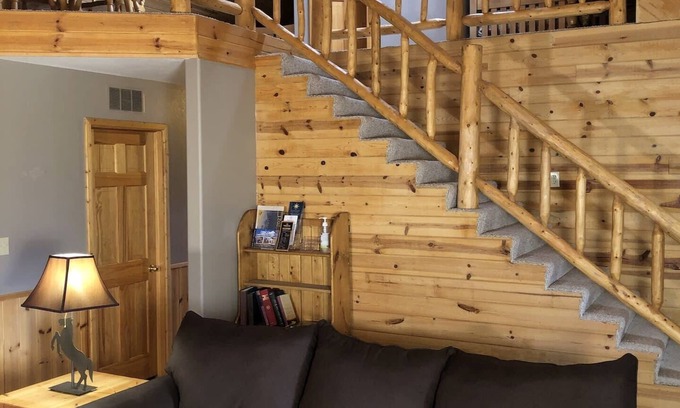 Westcliffe Cabin | Hunter's Special: Lodge with Six Bedrooms + Loft. ATV Access to Rainbow Trail.