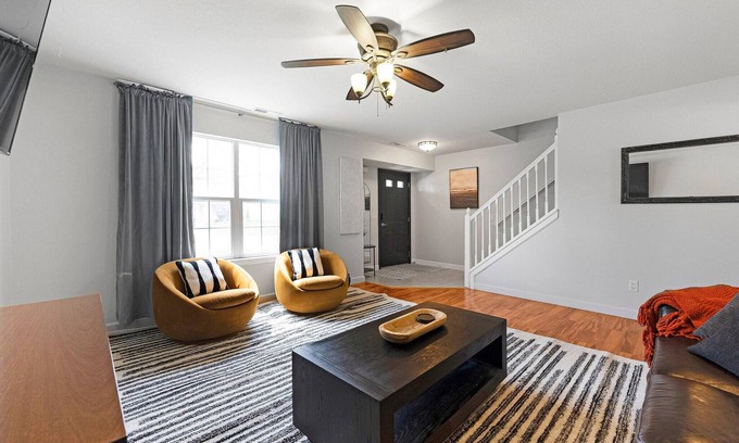 Huntertown House | Huntertown 4 Bed! Pets LOVE Fenced Yard & Fire Pit