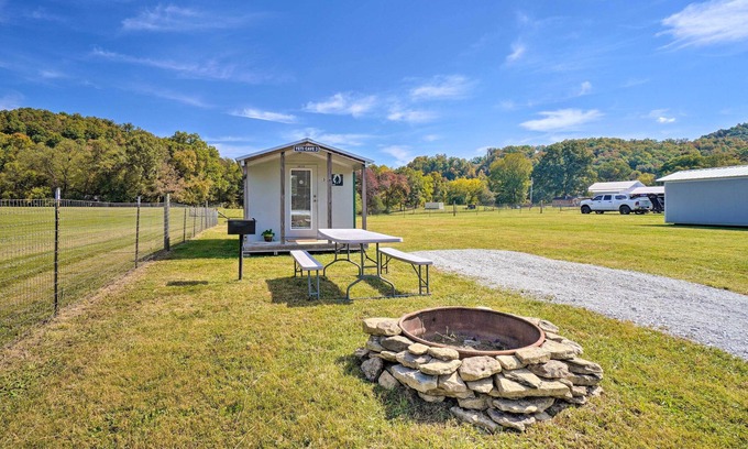 Winona Apartment | Huntsville Cabin w/Fire Pit, ATV Authorized Route
